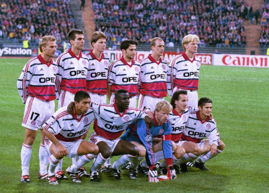 1998-1999 Bayern Munich Retro Shirt - Away